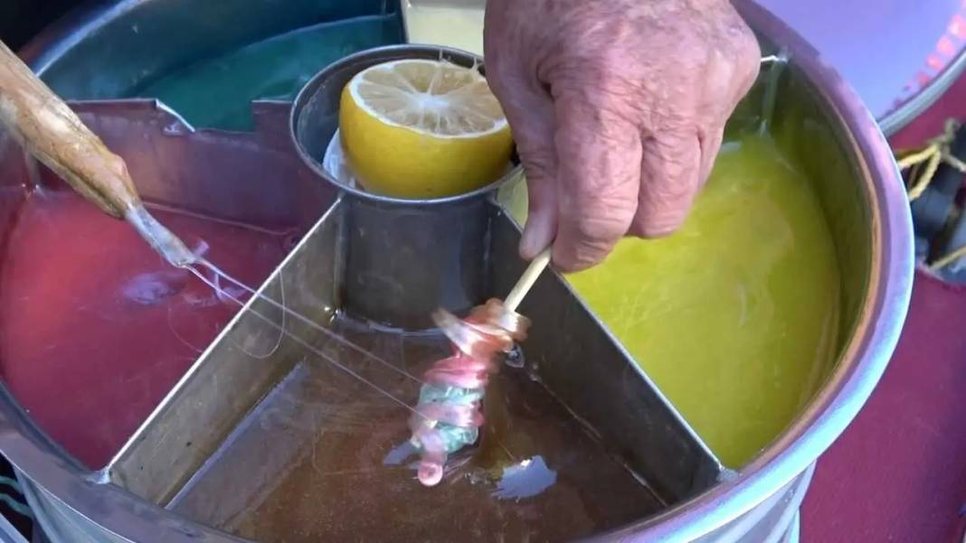 Isparta’da Ali Dede 65 Yıldır Osmanlı Macunu Geleneğini Yaşatıyor! 1